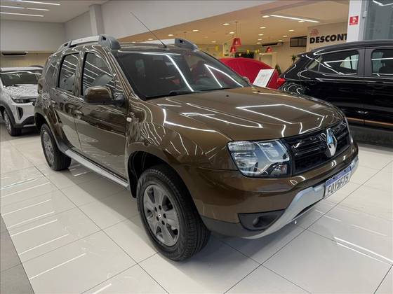 RENAULT DUSTER 1.6 16V SCE FLEX DYNAMIQUE MANUAL RENAULT DUSTER 1.6 16V SCE FLEX DYNAMIQUE MANUAL